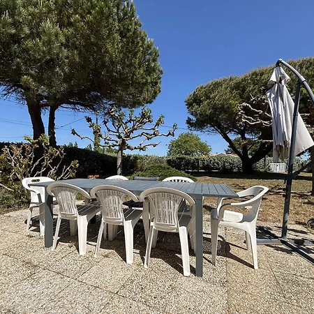 Maison 5 Pieces Pres De La Avec Jardin Clos A - 8 Couchages - Fr-1-246a-175 *
